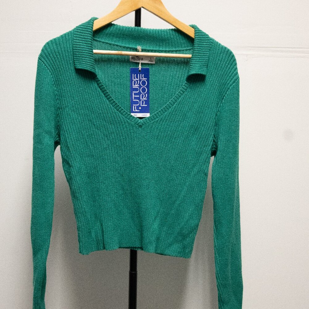 Hollister Green Ribbed Collared V Neck Top L